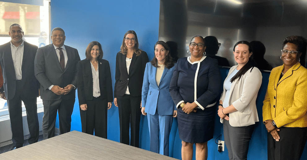 Dayton roundtable participants. From left to right: Robert Brinkley, Cleveland Fed; David Evans, president and CEO, TESSEC and former Cincinnati Branch director; Deborah Feldman, president and CEO of Dayton Children’s Hospital; Julie Sullivan, executive vice president of regional development, Dayton Development Coalition; President Hammack; Gina McFarlane-El, CEO, Five Rivers Health Centers and member of the Cleveland Fed’s Cincinnati Branch board of directors; Julianne Dunn, Cleveland Fed; Jacqueline Gamblin, CEO, JYG Innovations and a Cleveland Fed director. Not pictured: Kim Frazier, director of growth initiatives, Entrepreneurs’ Center and member of Cleveland Fed’s Community Advisory Council; Jenell Ross, president, Bob Ross Auto Group, Centerville, Ohio, former chair of the Cleveland Fed’s Cincinnati Branch board of directors.