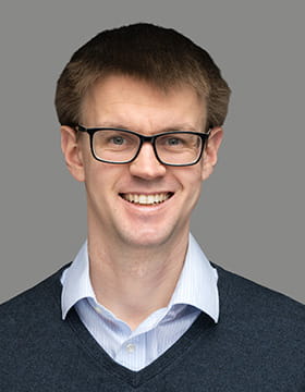 Headshot of Tom Phelan